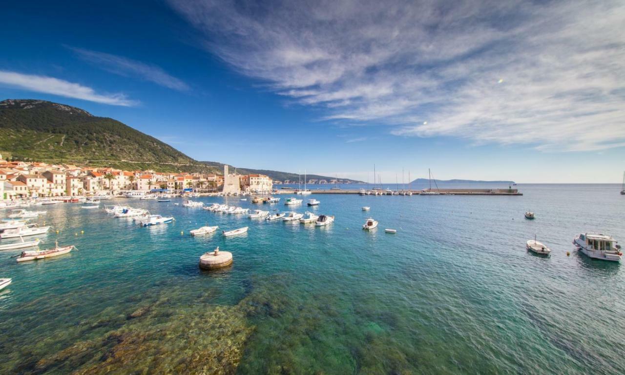 Villa Martina Komiža المظهر الخارجي الصورة