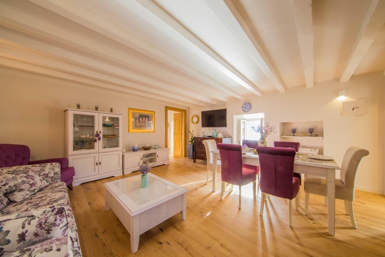 Villa Martina Komiža المظهر الخارجي الصورة
